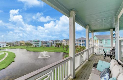 Red Fish Cove House | Cozy Beach Home with Resort Amenities, Oceanbay, lake views and 3 decks!