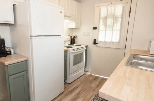 Burnside Cabin | Cozy Burnside Cottage Near Lake Cumberland