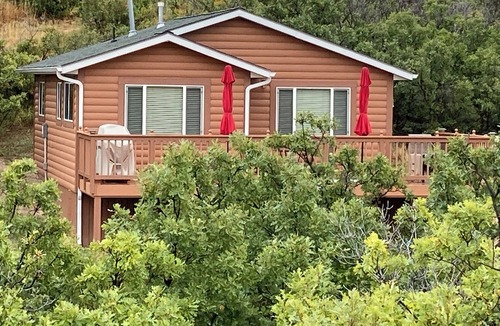 Sedalia Cabin | Cozy Cabin with a Mountain View