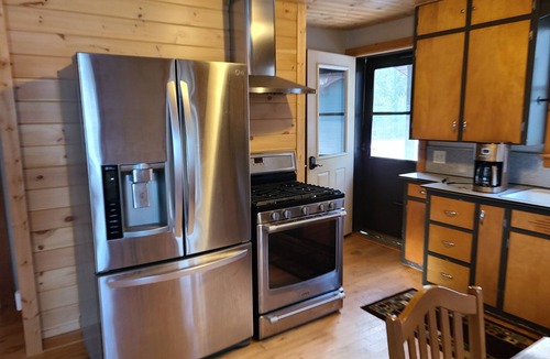 Sayner House | Cozy Cabin with a sunset view