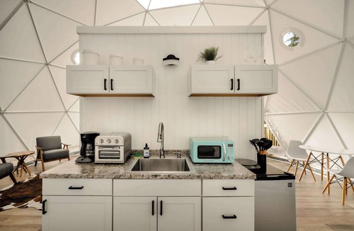 Capon Bridge House | Cozy Chalet & Luxe Domes Retreat w/Stunning Views