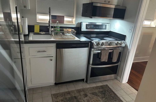 North Palm Beach Apartment | Cozy Coastal Getaway/Short walk to Intracoastal/Pool Access.