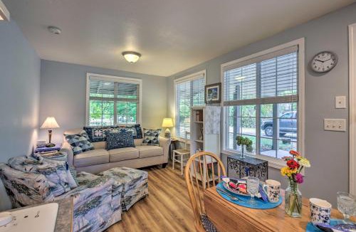 McMinnville House | Cozy Cottage on Flower Farm with Baker Creek Views!