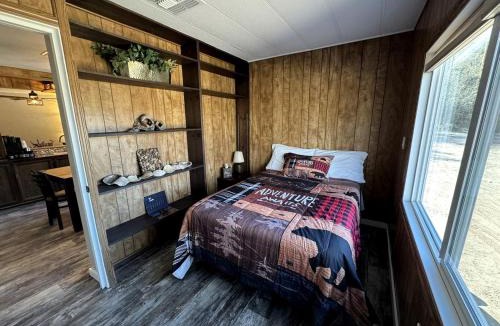 Rimrock House | Cozy Creekside Cottage with Deck and Fire Pit in Camp Verde, Arizona