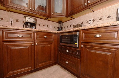 Riverside Park House | Cozy home away from home. Five minute from Las Olas. 15 minutes to beach.