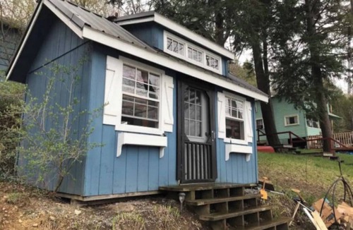 Bath House | Cozy Lakeside Cabin with tons of fun!