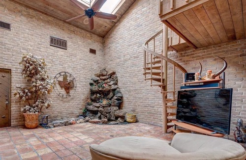 Uptown House | Cozy Mediterranean Colonial House in Galleria