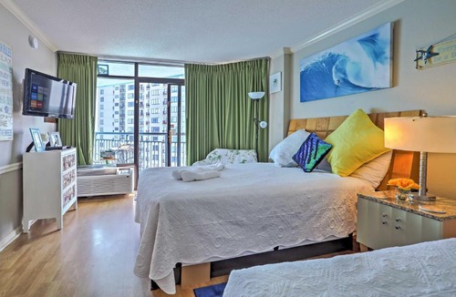 Myrtle Beach Apartment | Cozy Myrtle Beach Condo with Ocean View and Pool Access