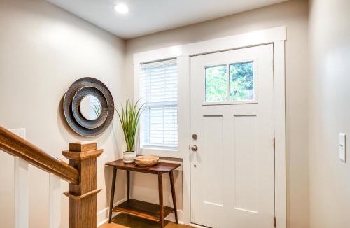 Greenville House | Cozy South Carolina Abode - Steps from Main Street