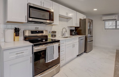 Eiber Apartment | Cozy Unit Close to Downtown, Skiing & RedRocks