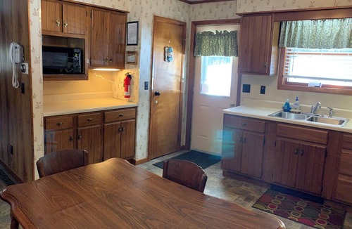 Warrensburg House | Cozy Upstate Adirondack Cottage Getaway
