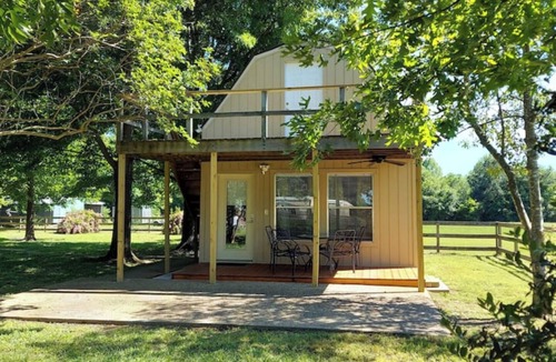 Mineola Cottage | Cozy with Local Airport View