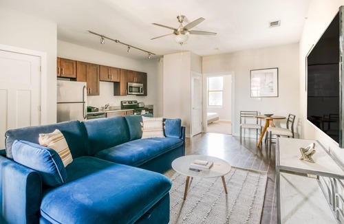 Music Row Apartment | CozySuites MusicRow Classy 1BR with free parking! 61