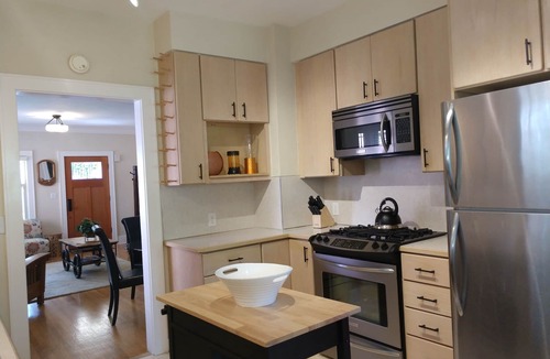 Maple Leaf House | Craftsman-style 3BR 1BA Classic in N Green Lake + Opt Studio Cottage