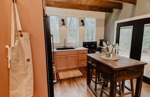 Spencer House | Crane's Cabin at Fall Creek Falls State Park- Outdoor Bathtub, Fireplace