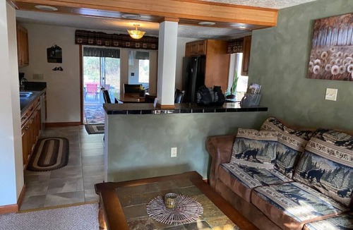 Confluence Cottage | Creek Haven · Stunning Creekside Cottage w/Hot Tub Minutes to Yough Lake, Ohiopyle