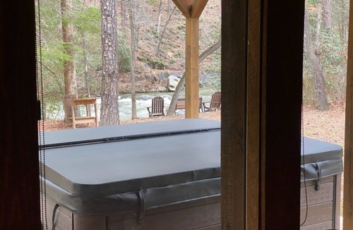 McCaysville House | Creekside Fishing at TroutHaven – Paradise in the Mountains