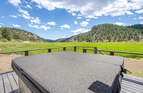 Florissant House | Creekside Florrisant Hideaway - Great for Anglers!