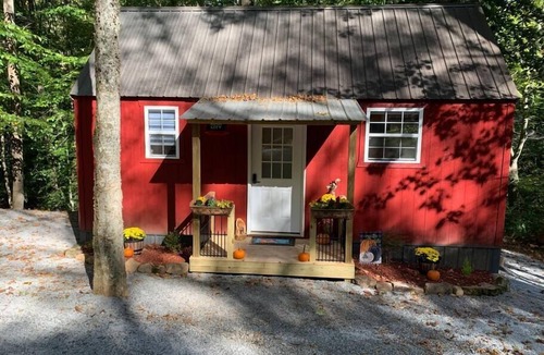Dunlap Cabin | Critter Cottage at Coops Creek Cabins