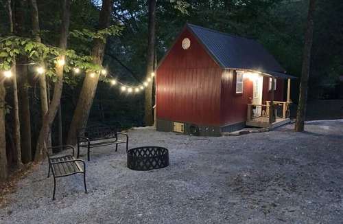 Dunlap Cabin | Critter Cottage at Coops Creek Cabins