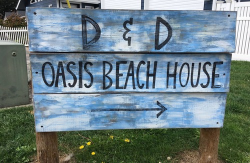 Harbor House | Cute Ocean Peak, 2Bed/2Bath 1100 sq. ft. beach house, two blocks to the beach!