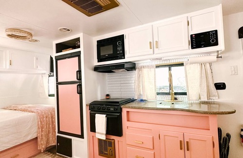 Leeds House | Darling Renovated Camper Near St. George and Zion