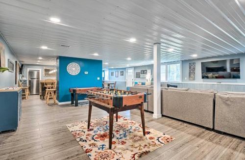 Rebuck House | Deck and Game Room Home in Pennsylvania Countryside