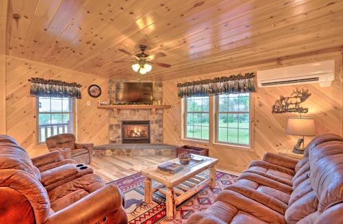 Benezette House | Deck, Hot Tub, Fire Pit Rustic Cabin in Benezette