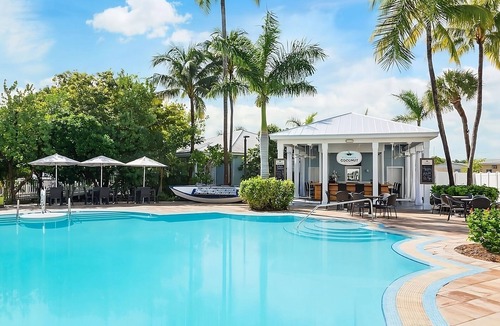 New Town House | Delight In The Florida Sun! 3 Gorgeous Units In Sun Soaked Key West, Onsite Pool