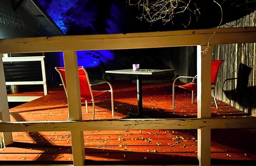 Madrid House | Delightful gypsy bungalow located in the bewitching mountain village of Madrid!