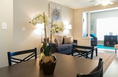 Green Hills Apartment | Deluxe Oasis of Comfort | 10min to DT | Pool + Gym