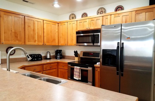 Moab South Valley House | Desert Getaway features 3 bed, 2.5 bath, 2 car garage & close to pool! Condo 5A7