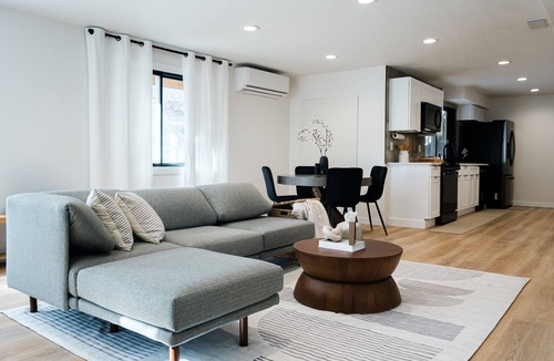 Littleton Apartment | Discover the Best of Littleton and Red Rocks