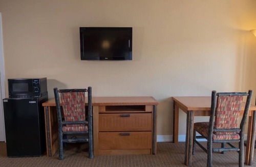 Gatlinburg House | Dog Friendly Accommodations In The Heart of Downtown Gatlinburg!