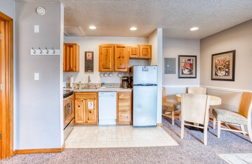 Downtown Cannon Beach Condo | Dog-friendly home with WiFi, fireplace, & nearby beach access
