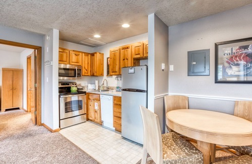 Downtown Cannon Beach Condo | Dog-friendly home with WiFi, fireplace, & nearby beach access