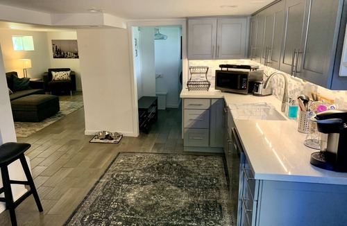 North Admiral Apartment | Dog friendly space in West Seattle for up to 4 people.