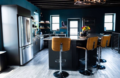 Crossroads Arts District House | Dojo on Oak - 2700 sq foot custom luxury space
