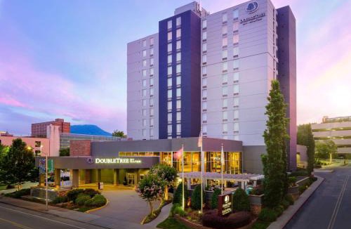 Downtown Chattanooga Hotel | DoubleTree by Hilton Hotel Chattanooga Downtown