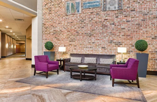 Johnson City Hotel | DoubleTree by Hilton Johnson City