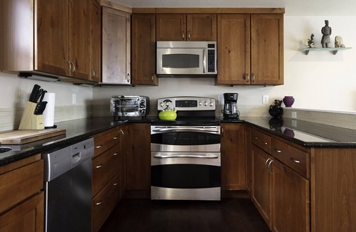 Whittier House | Downtown Boulder Oasis. 3 Blocks from Pearl St Mall. 4 bedrooms and 2 full baths