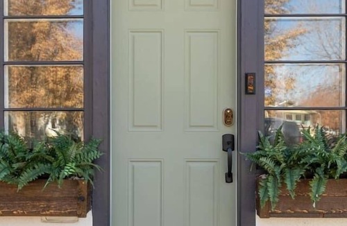 Grand Junction House | Downtown Charmer: Timeless Elegance & Charisma