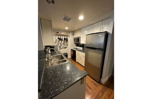 Ballpark Condo | Downtown Larimer Square with amenities!
