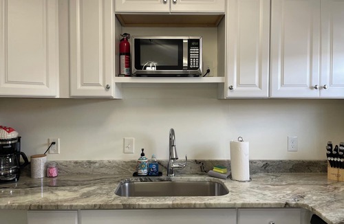 Nashville Apartment | DOWNTOWN NASHVILLE COMFY & COZY C