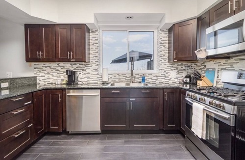East Price Hill House | Downtown Skyline View-Cincinnati