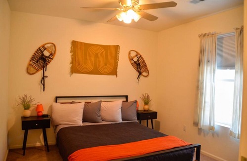 Drake Hotel | Duplex Cabin at The Woolly Bugger Inn (#15)