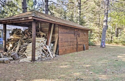 Eagle River House | Eagle River Snowmobile and Lakefront Escape
