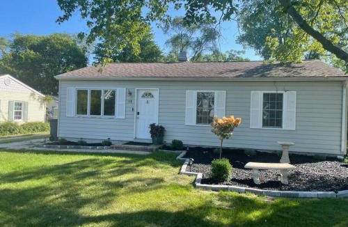 New Buffalo House | Eagle's Beach Nest