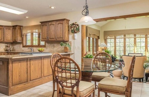 Monteagle House | Eagle's Point - Sleeps 12 with an incredible view!