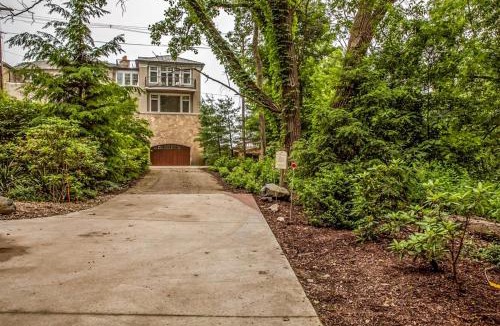 New Buffalo House | Eagles Nest
